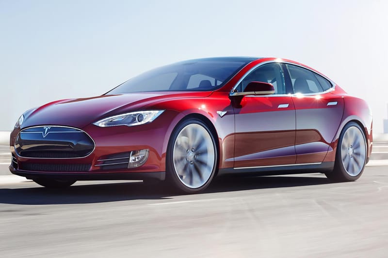 Tesla Plans to Rival Uber by Offering Ride Service