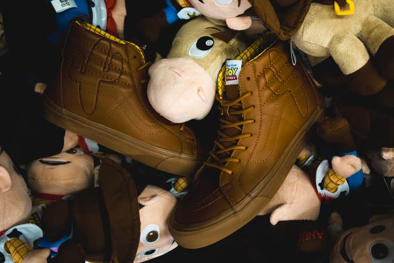 Toy Story Vans Sneakers Woody Buzz Lightyear Disney
