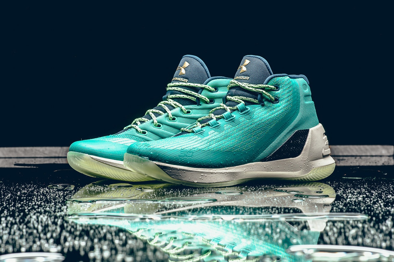 Under Armour Curry 3 Reign Water Jump Shot