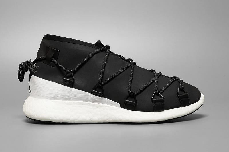 Yohji Yamamoto Ties up the adidas Y-3 Cross Lace Run