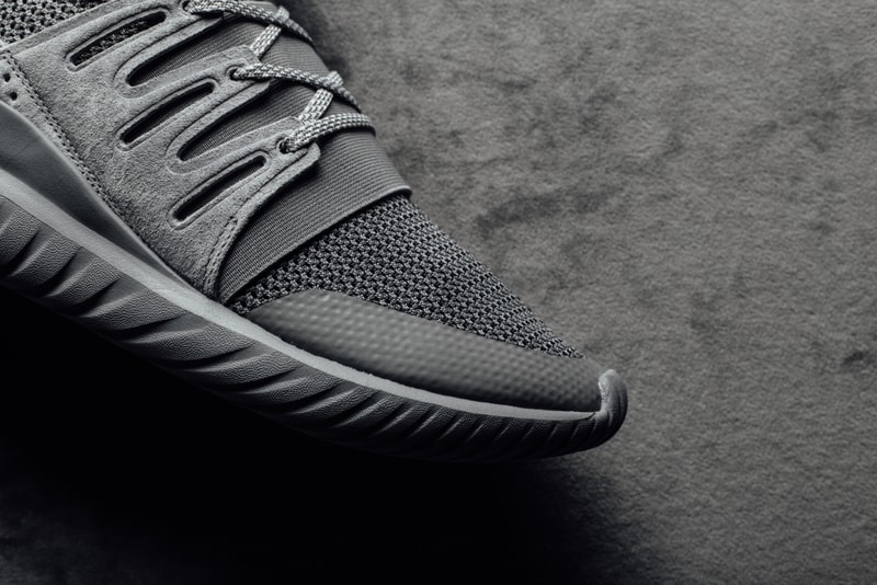 adidas originals Tubular Radial Charcoal Solid Gray