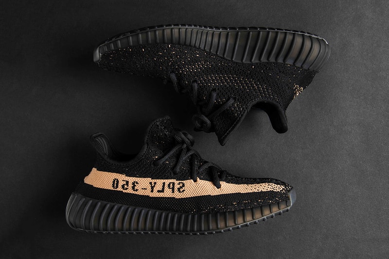 adidas YEEZY 350 V2