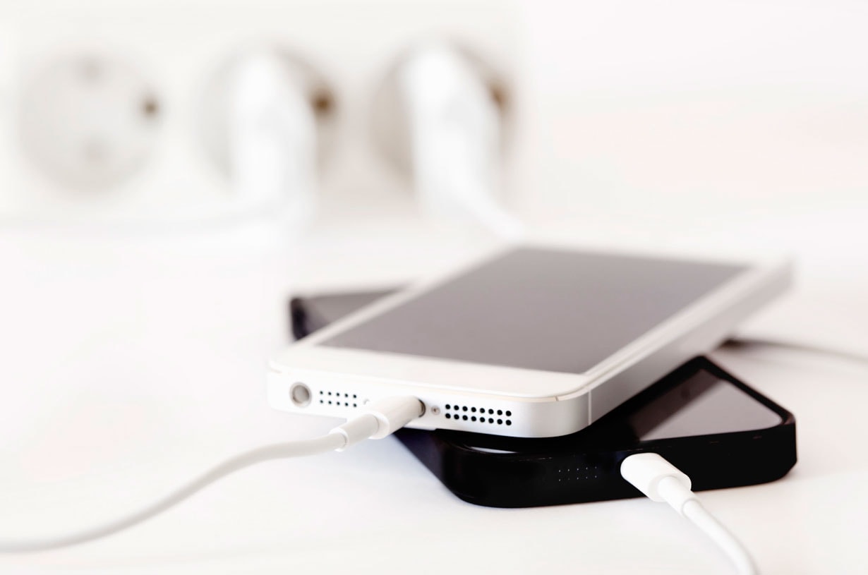 Apple iPhone Wireless Charging