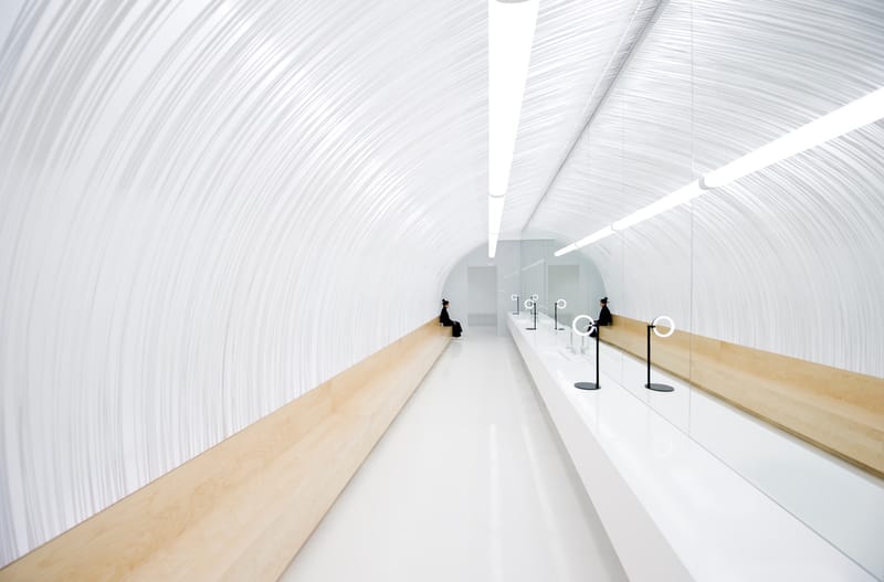 A Saint Petersburg Department Store Dedicates a Room to Selfies