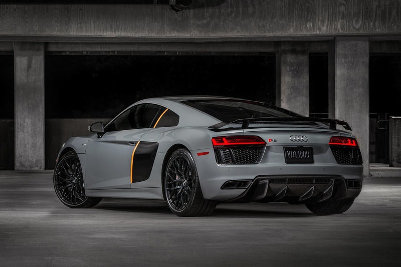 Audi R8 V10 Plus Exclusive Grey Pictures