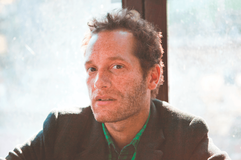 Aaron Bondaroff（アーロン・ボンダロフ）