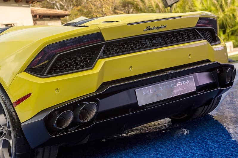 Lamborghini Huracán LP580-2 Spyder Yellow colorway Images