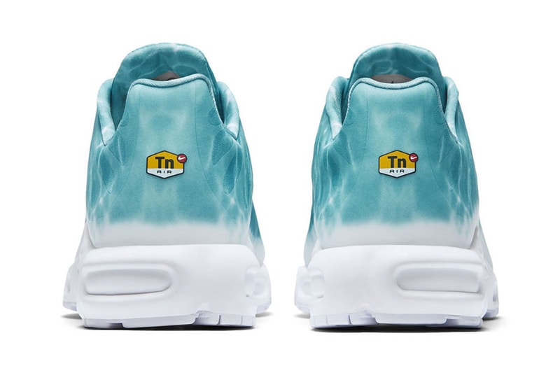Nike Air Max Plus Swimming Pool teal white