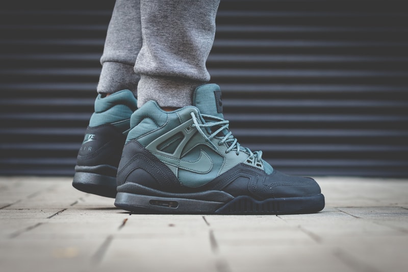 Nike Air Tech Challenge II SE Hasta Green Anthracite Metallic Silver