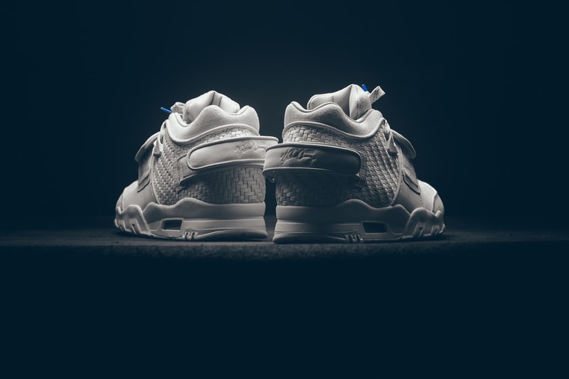 Nike Air Trainer Cruz Light Bone