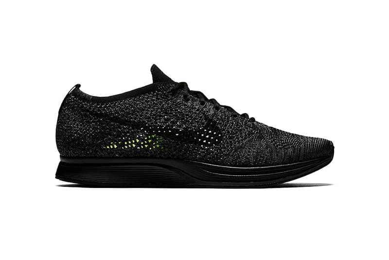 Nike Flyknit Racer Triple Black