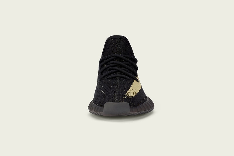 YEEZY BOOST 350 V2