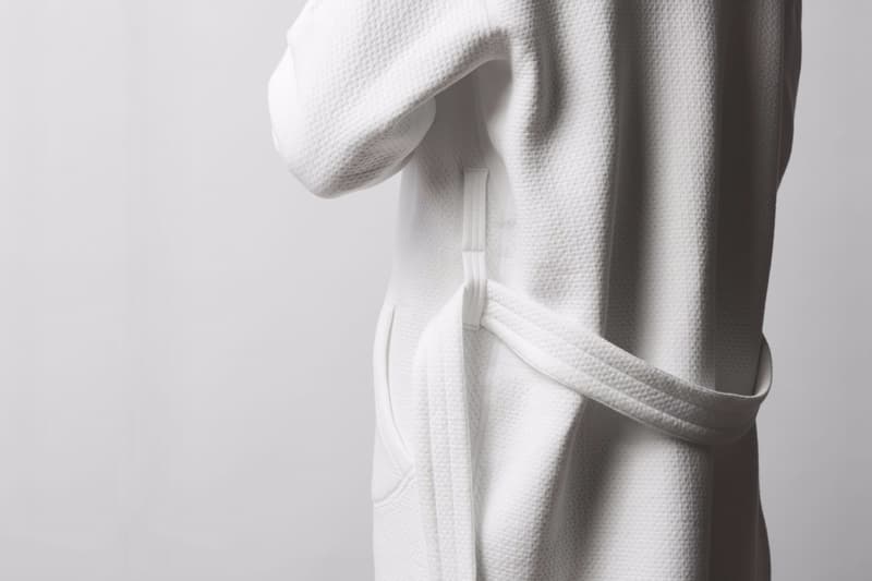 wings+horns Cabin Fleece Robe