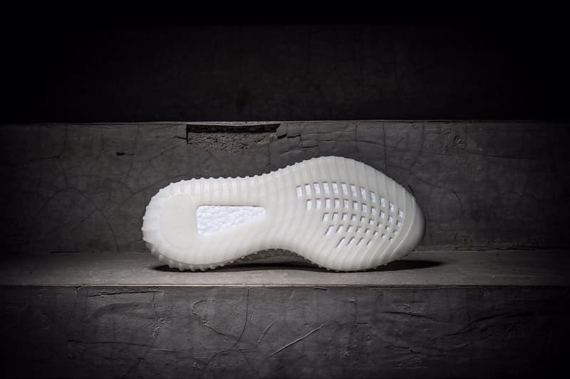 Adidas Originals Yeezy Boost 350 V2 Triple White Pics Emerge Hypebeast Adidas Originals Yeezy Boost 350 V2 Triple White Pics Emerge Hypebeast