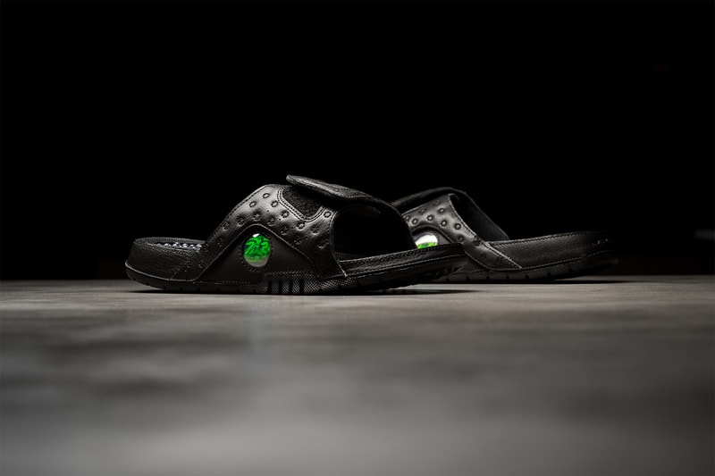 Air Jordan 13 Slider black cat