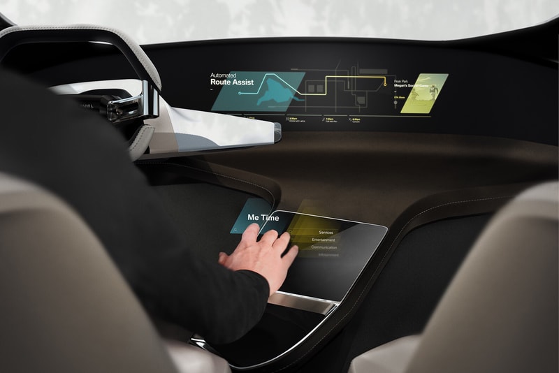 BMW HoloActive Touch CES HUD Display