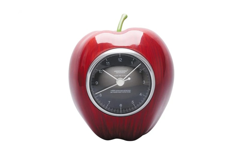 UNDERCOVER GILAPPLE Clock