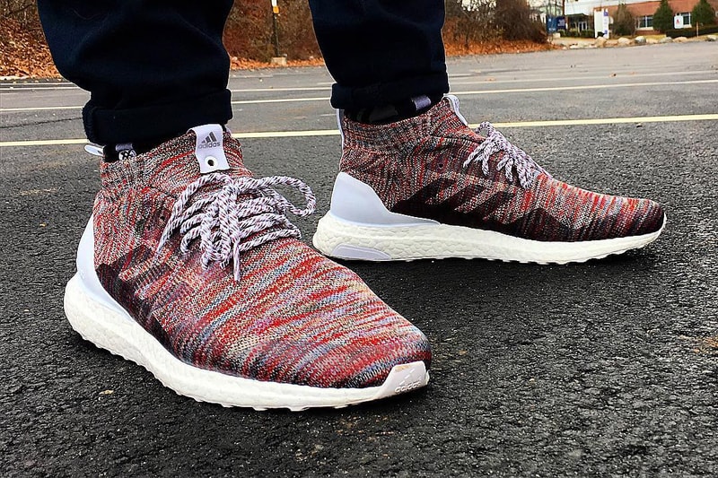 HYPEFEET Ronnie Fieg adidas UltraBOOST Mid KITH