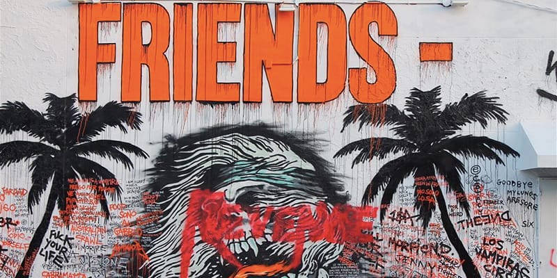 Graffiti Wallpaper Vestiti Graffiti Vlone Friends Wallpaper Vlone Graffiti
