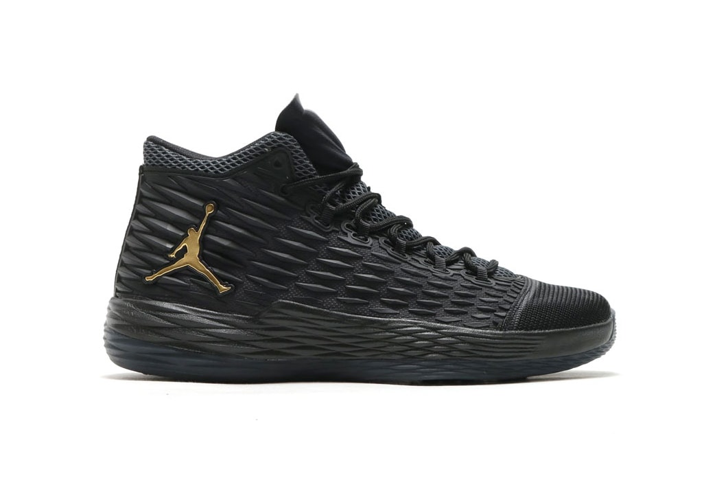 What Pros Wear: Carmelo Anthony's Jordan Melo M13 Shoes - What Pros Wear