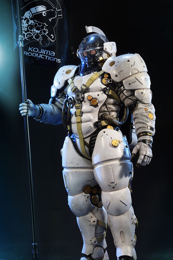 Hideo Kojima Productions Autographed Ludens Statue Sideshow Collectibles