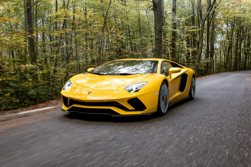 Lamborghini Aventador S Coupe