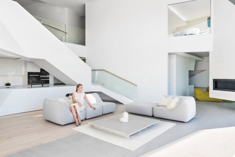 The MU77 House Is a Work of Art in Hollywood Hills