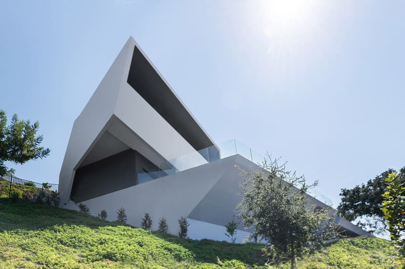MU77 House Hollywood Hills Mulholland Drive Arshia Architects