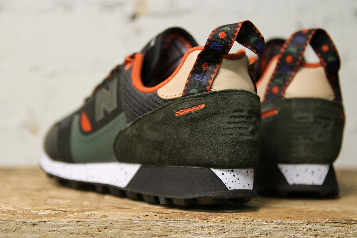 New Balance Trailbuster Re-Engineered Textile black forest green orange