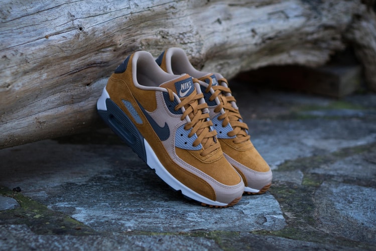 Nike Air Max 90 Gets A "Desert Ochre" Colorway for the New Year