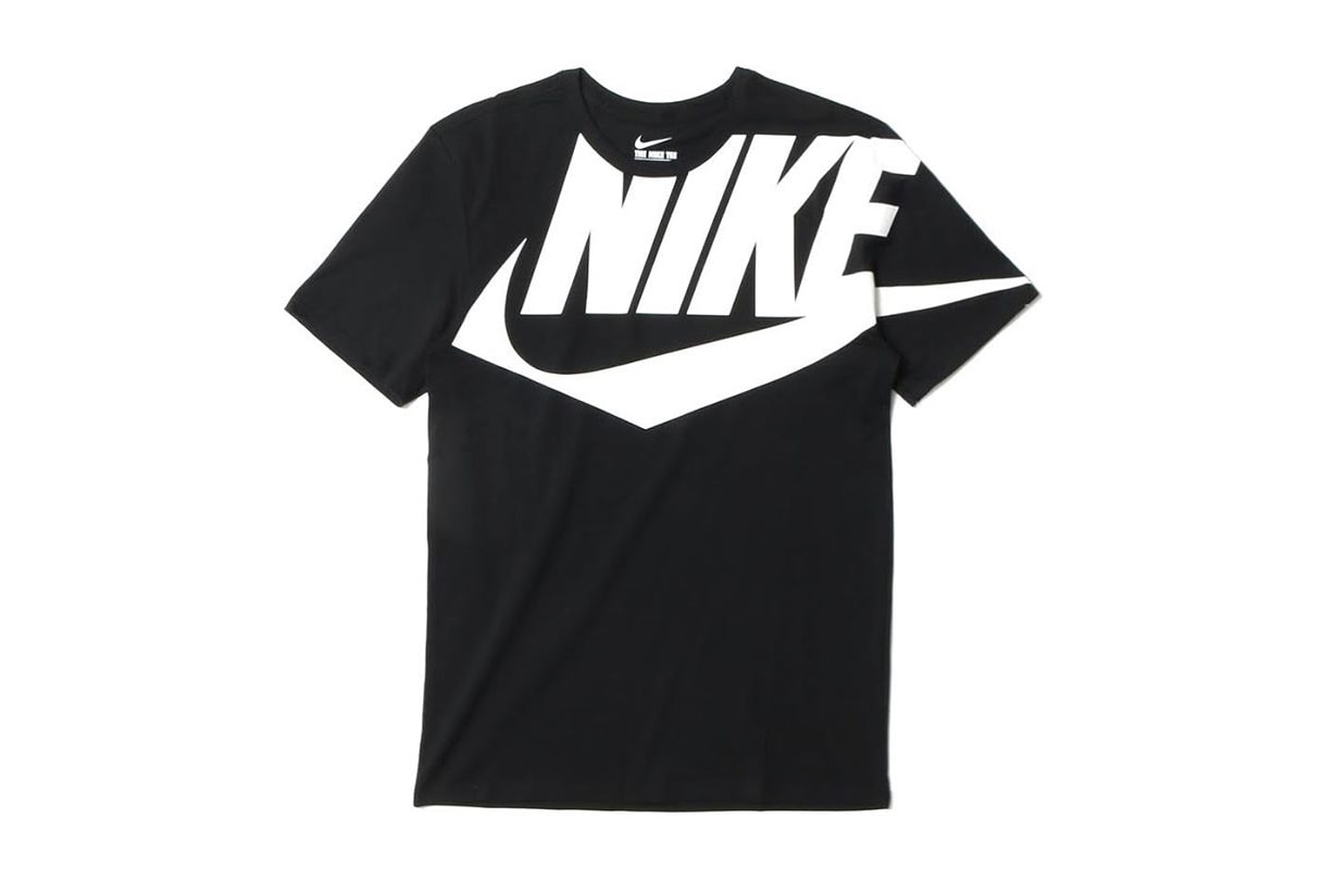 Nike Sportswear Japan-Exclusive Windrunner black white swoosh