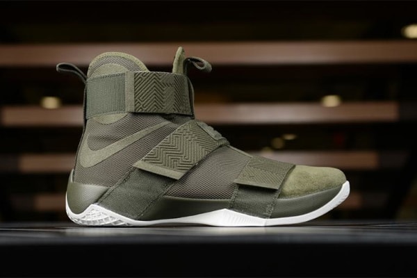 Nike Zoom LeBron Soldier 10 Lux Olive Green