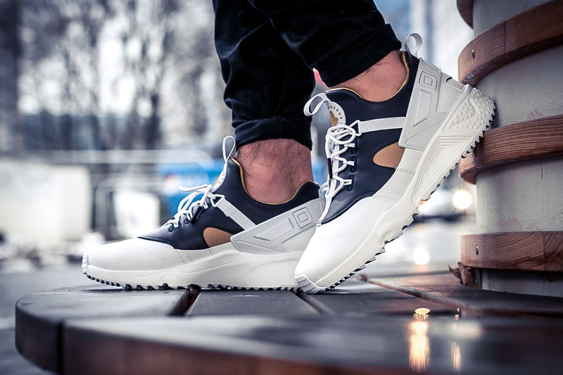 Nike Air Huarache Utility Premium White Midnight Navy Metallic Gold