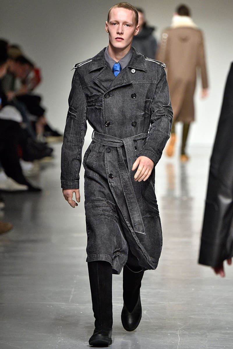 Xander Zhou 2017 Fall/Winter Collection Runway London Fashion Week Men's