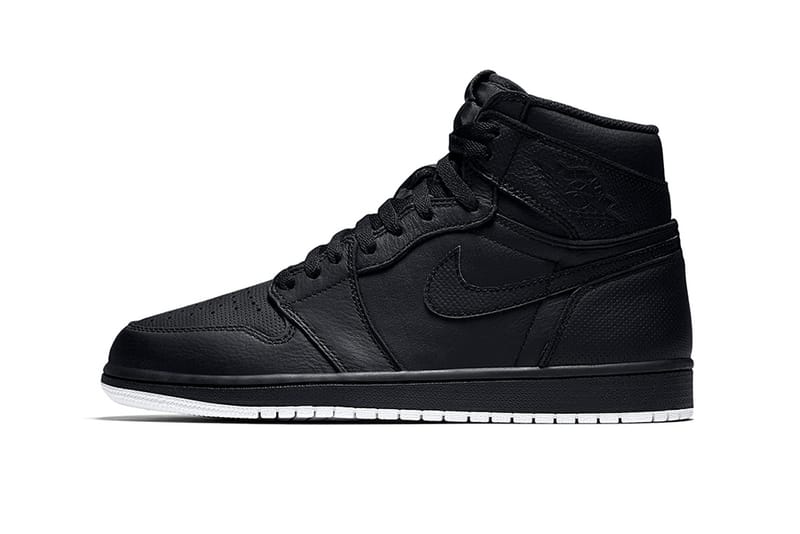 air jordan 1 high perforated black