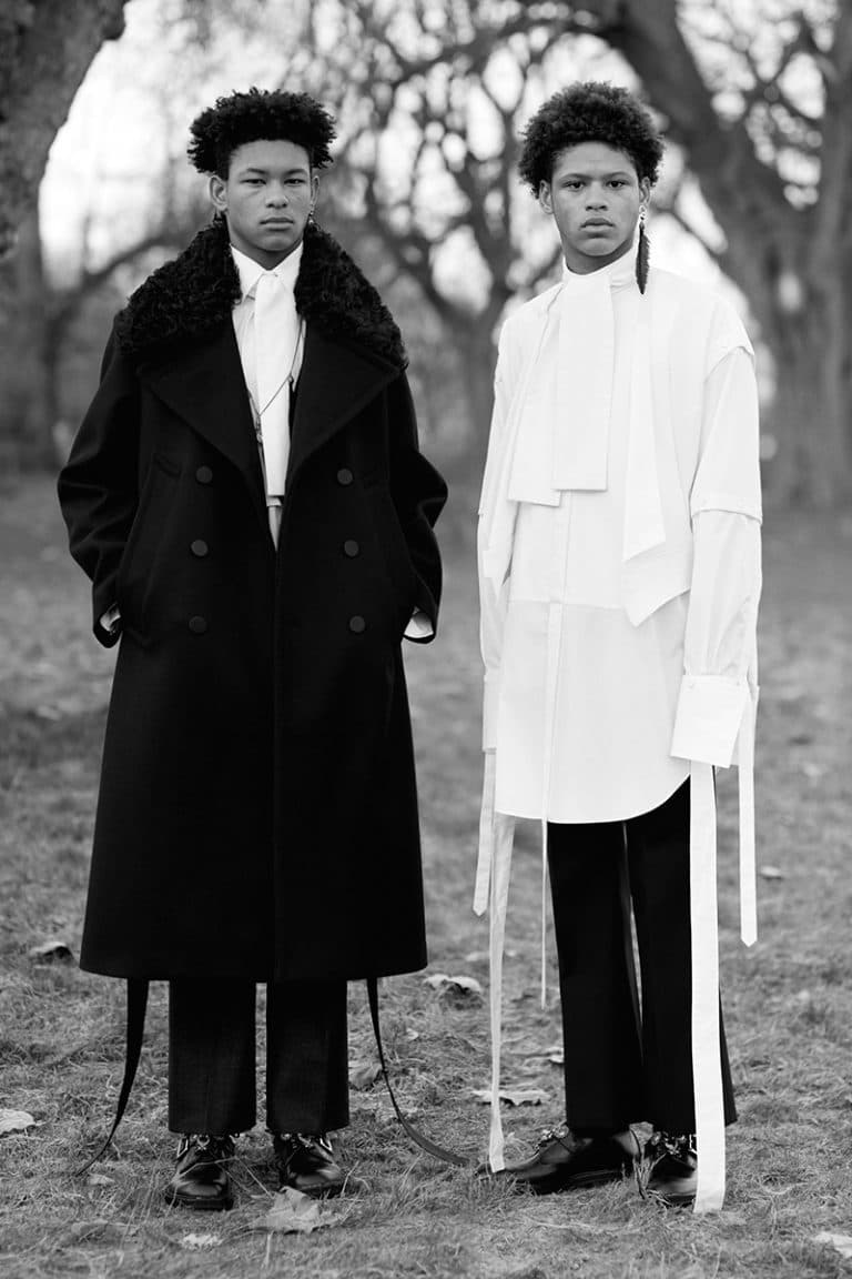 Alexander McQueen 2017 Fall Winter Collection Lookbook