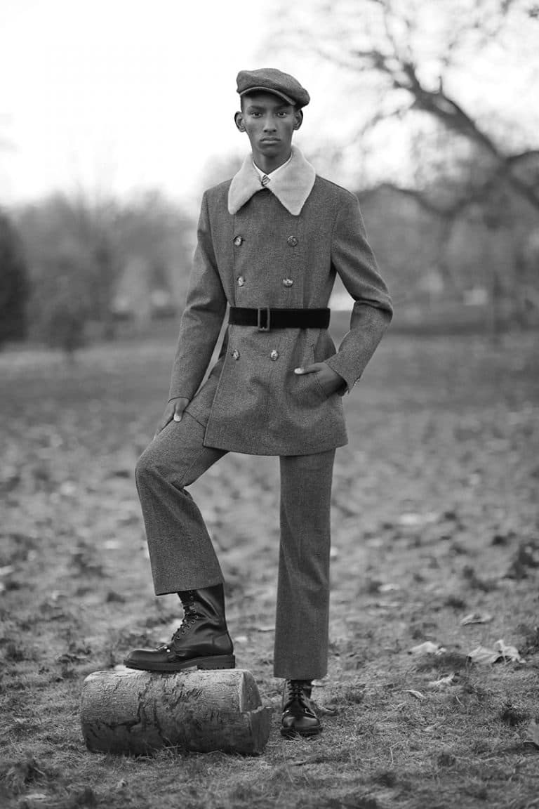 Alexander McQueen 2017 Fall Winter Collection Lookbook