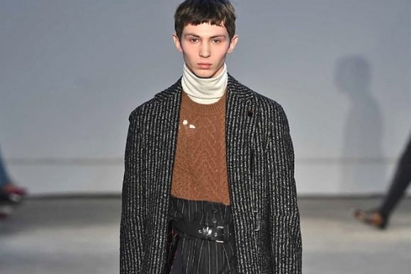 Damir Doma's 2017 Fall/Winter Looks Hit the Runway in Milan