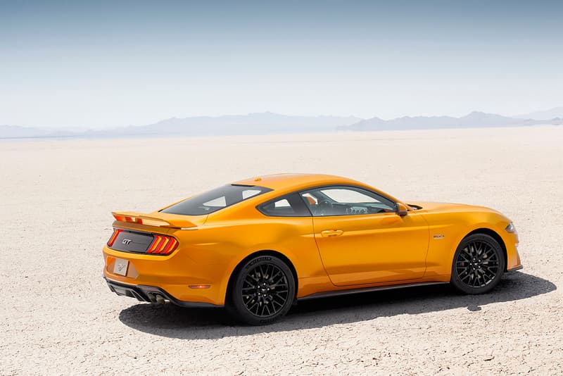 Ford Mustang 2018 Orange