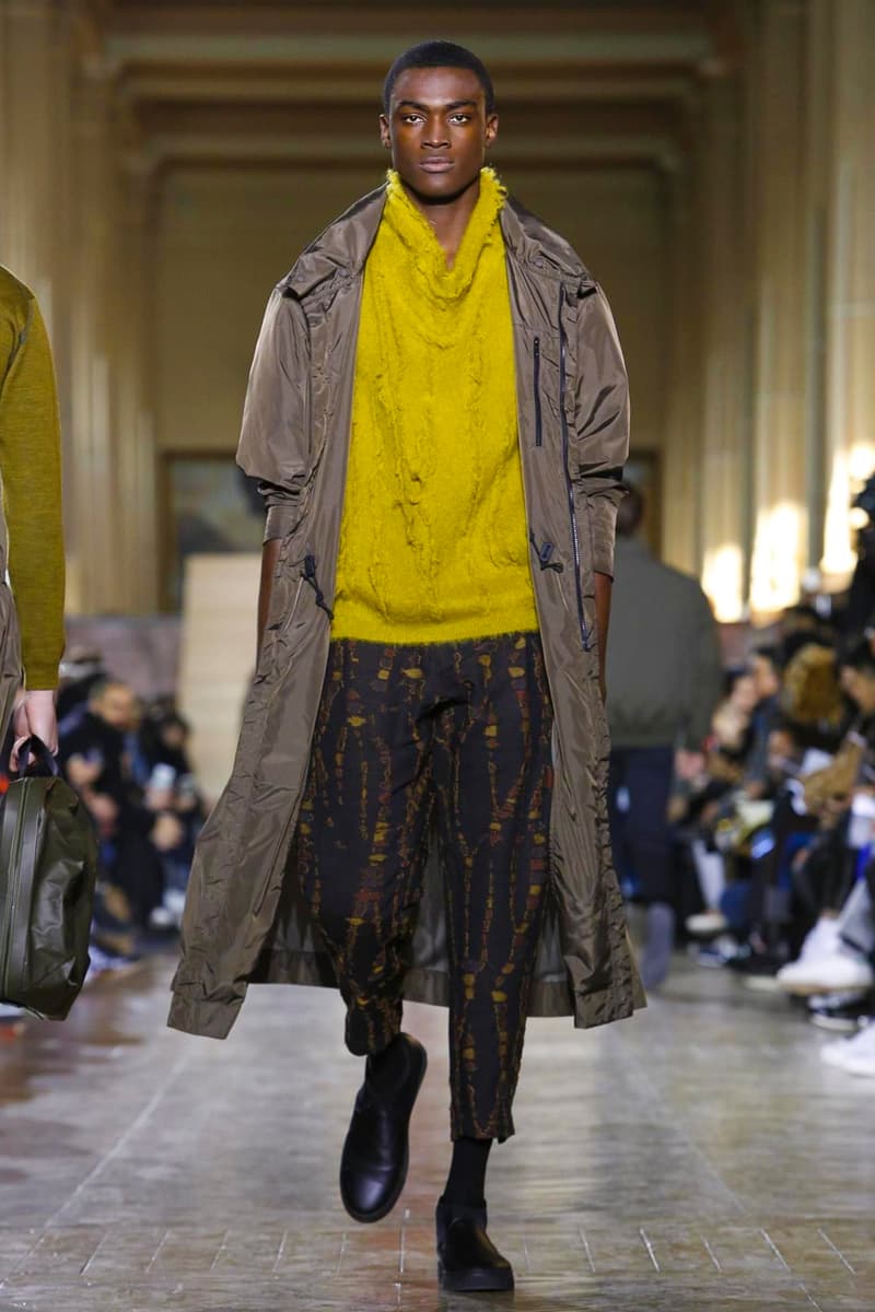 Issey Miyake Fall Winter Paris Fashion Week 2017