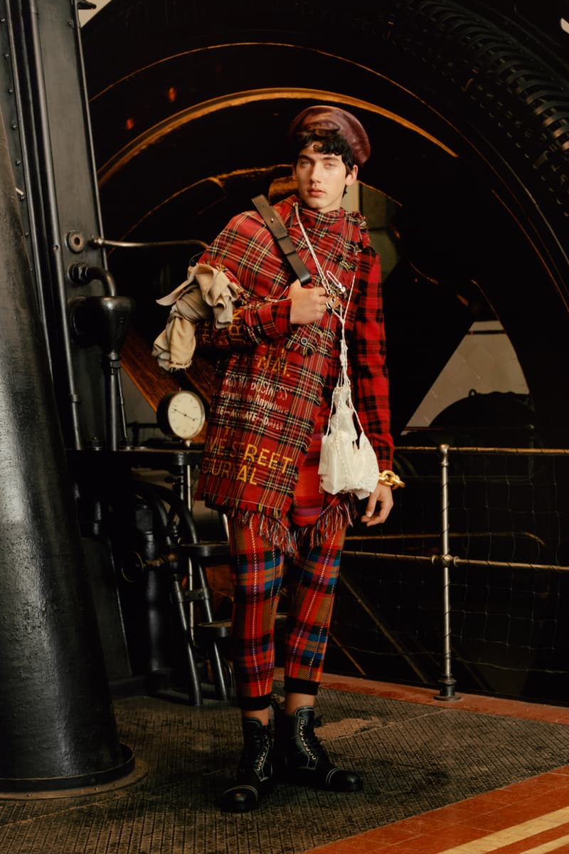 Loewe 2017 Fall/Winter Collection Lookbook