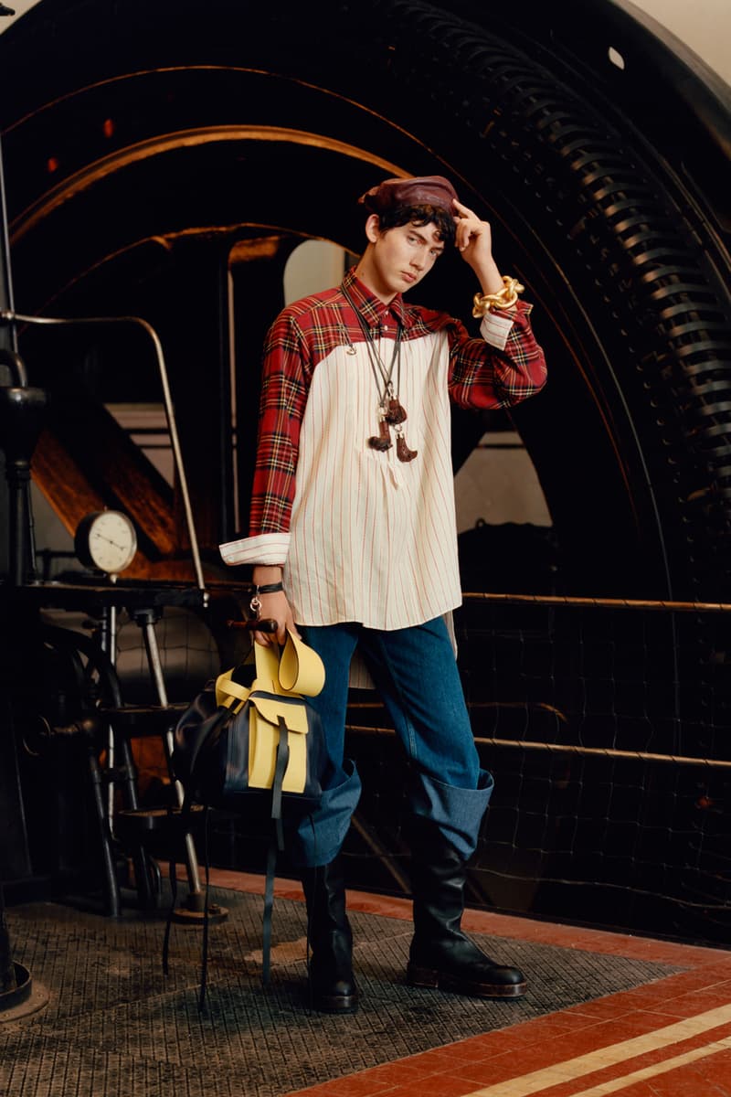 Loewe 2017 Fall/Winter Collection Lookbook