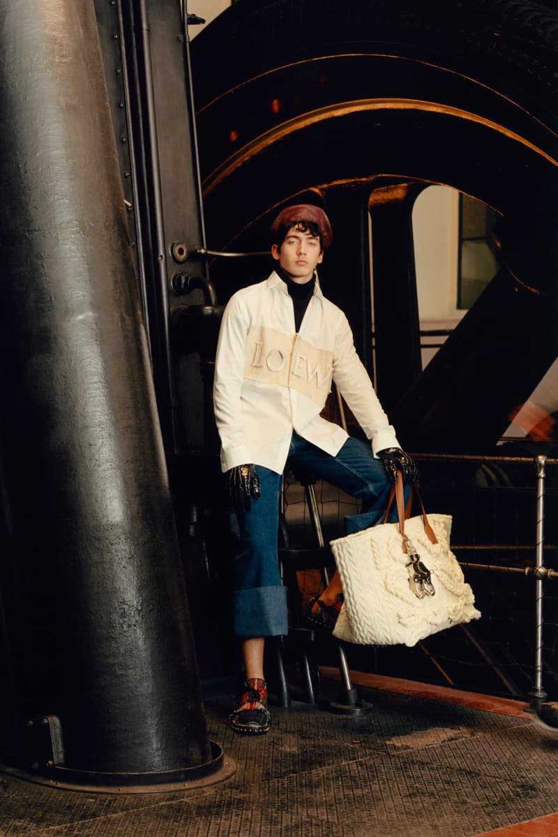 Loewe 2017 Fall/Winter Collection Lookbook