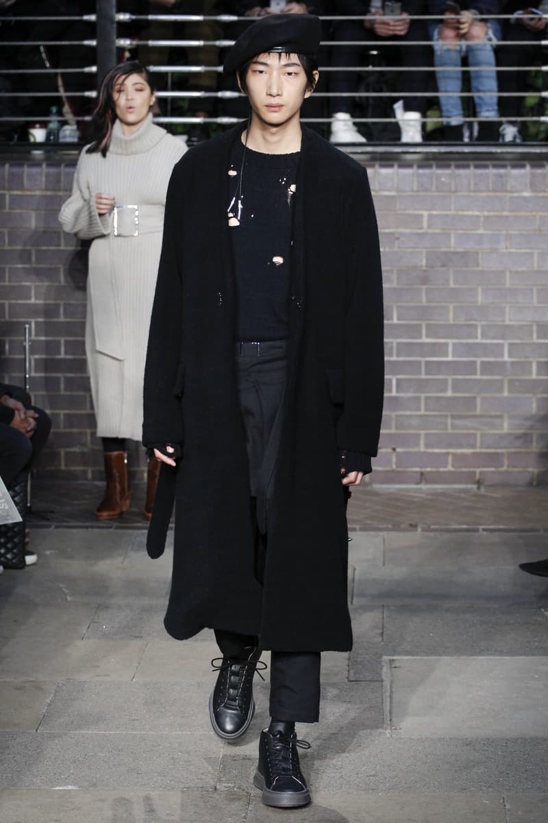 MIHARAYASUHIRO 2017 Fall/Winter Collection Runway Show London Fashion Week Men's Mihara Yasuhiro