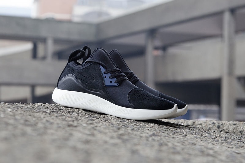 Nike LunarCharge Premium Suede Pack