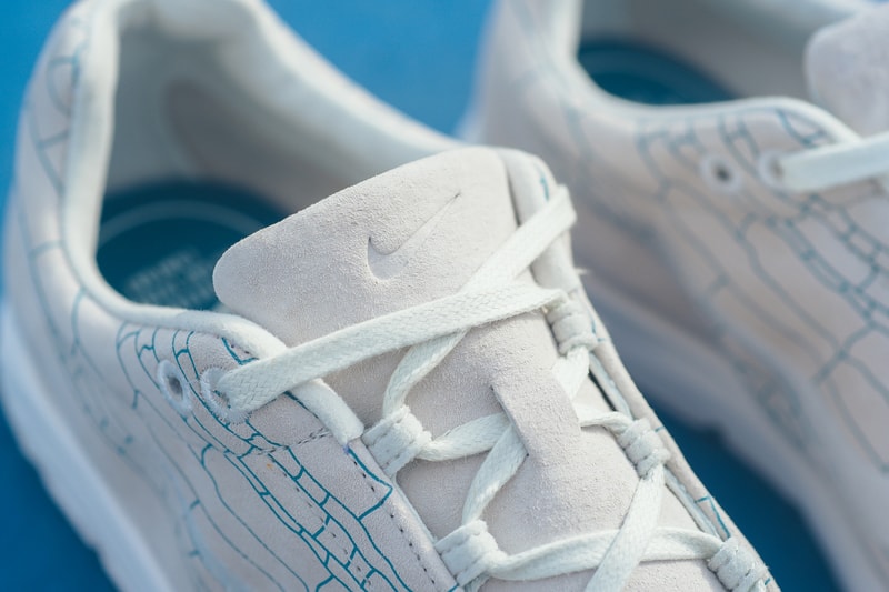 Nike Mayfly Leather Premium "Off White"