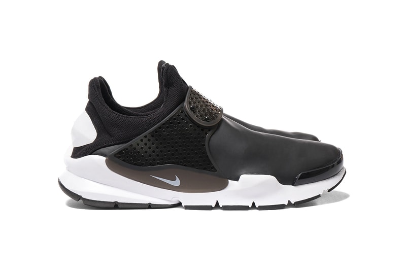Nike Sock Dart SE Black White Weatherproof