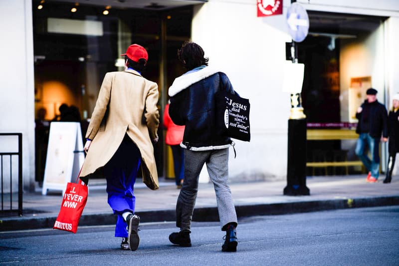 Streetsnaps: London Fashion Week Men's Day 1 HYPEBEAST Fashion Streewear Sneakers England United Kingdom Photography