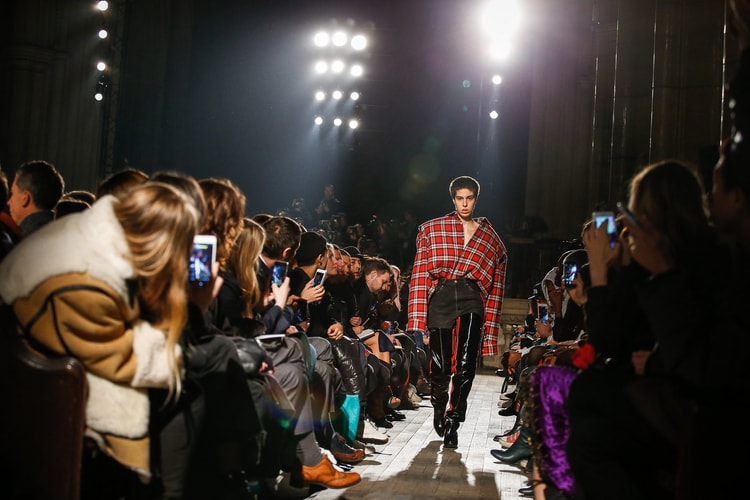 Live Stream the Vetements Couture 2017 Fall/Winter Collection Show