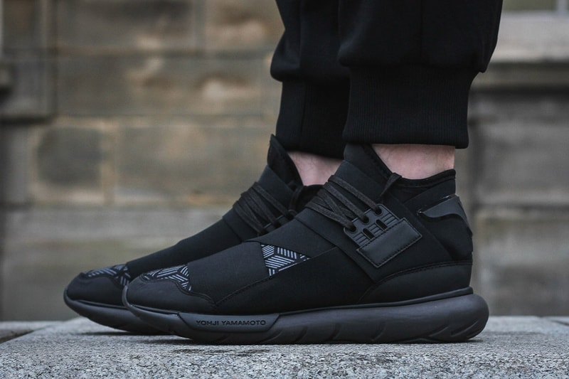 Y3 Qasa High Triple Black Geometric Pattern